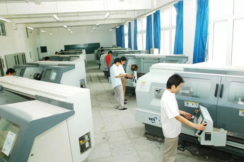 技藝雙全，大機(jī)械閃耀未來